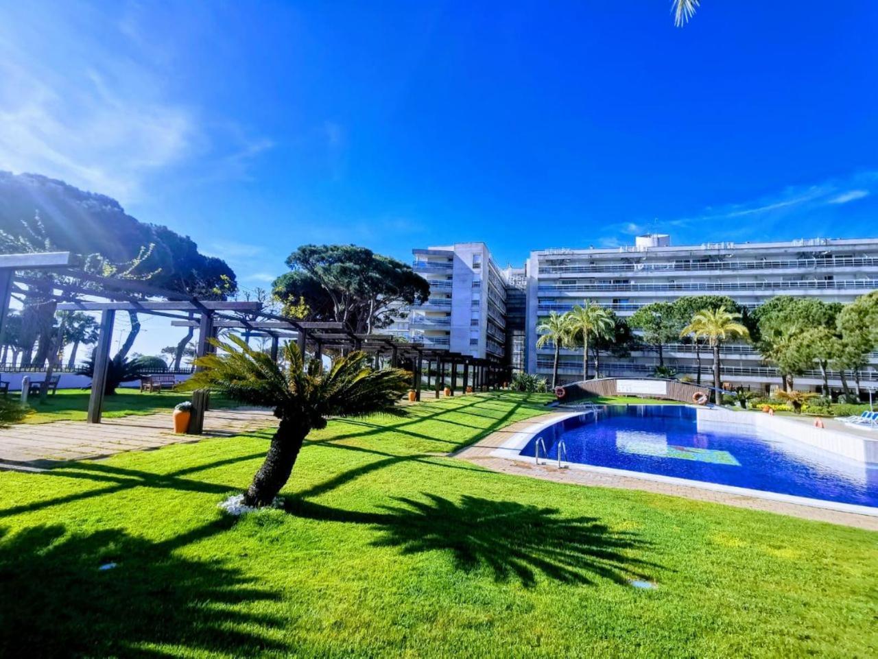 Seafront Apartment In Blanes Exteriér fotografie